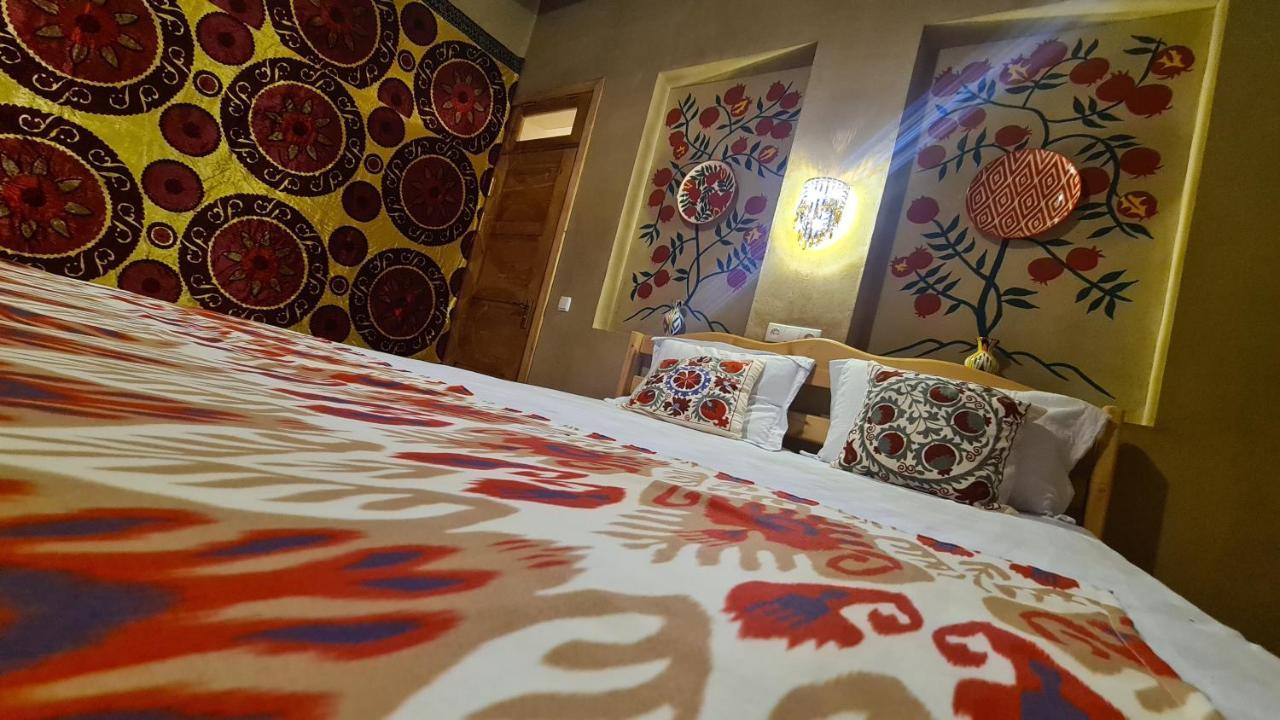 Azaliya Hostel Samarkand Luaran gambar