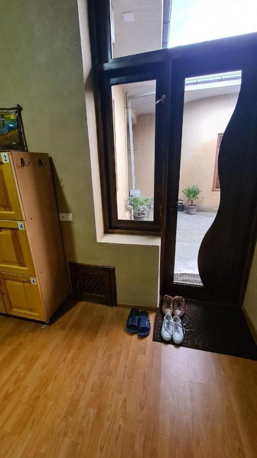 Azaliya Hostel Samarkand Luaran gambar