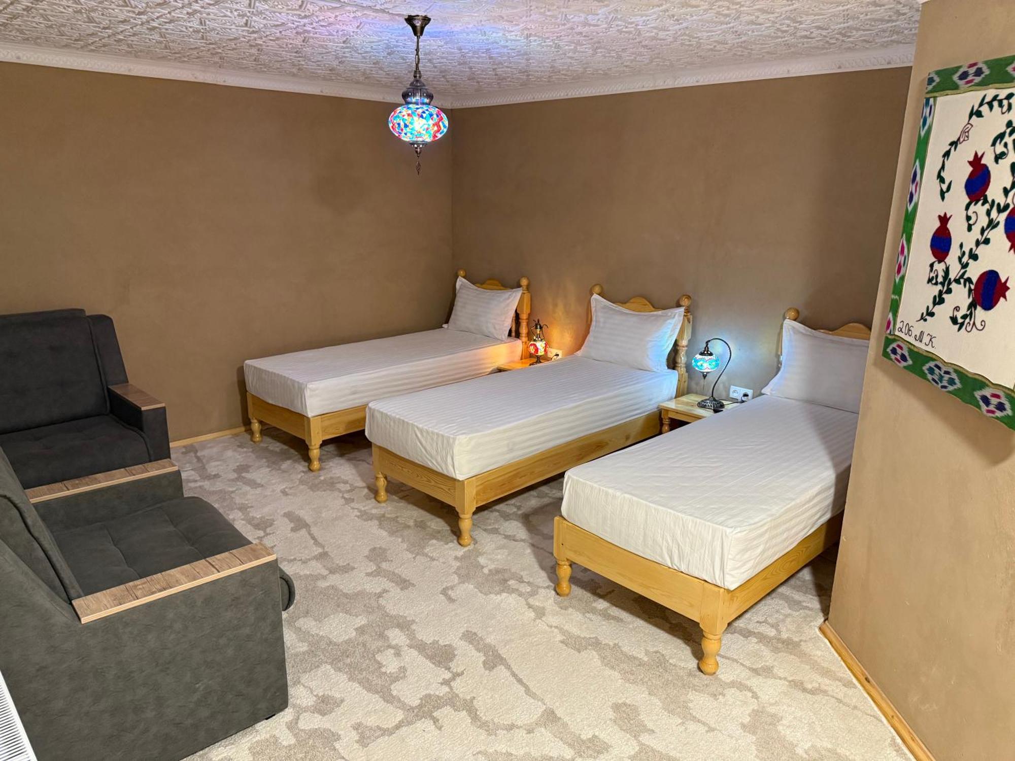 Azaliya Hostel Samarkand Luaran gambar